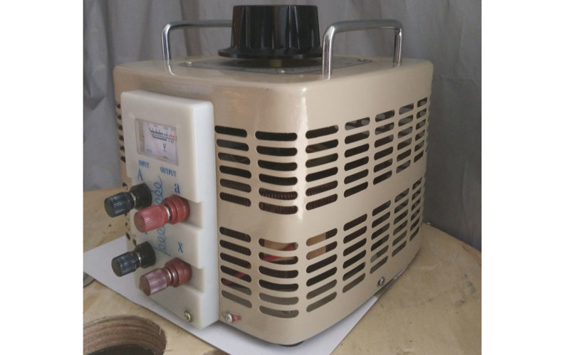 調壓變壓器-變壓調壓器